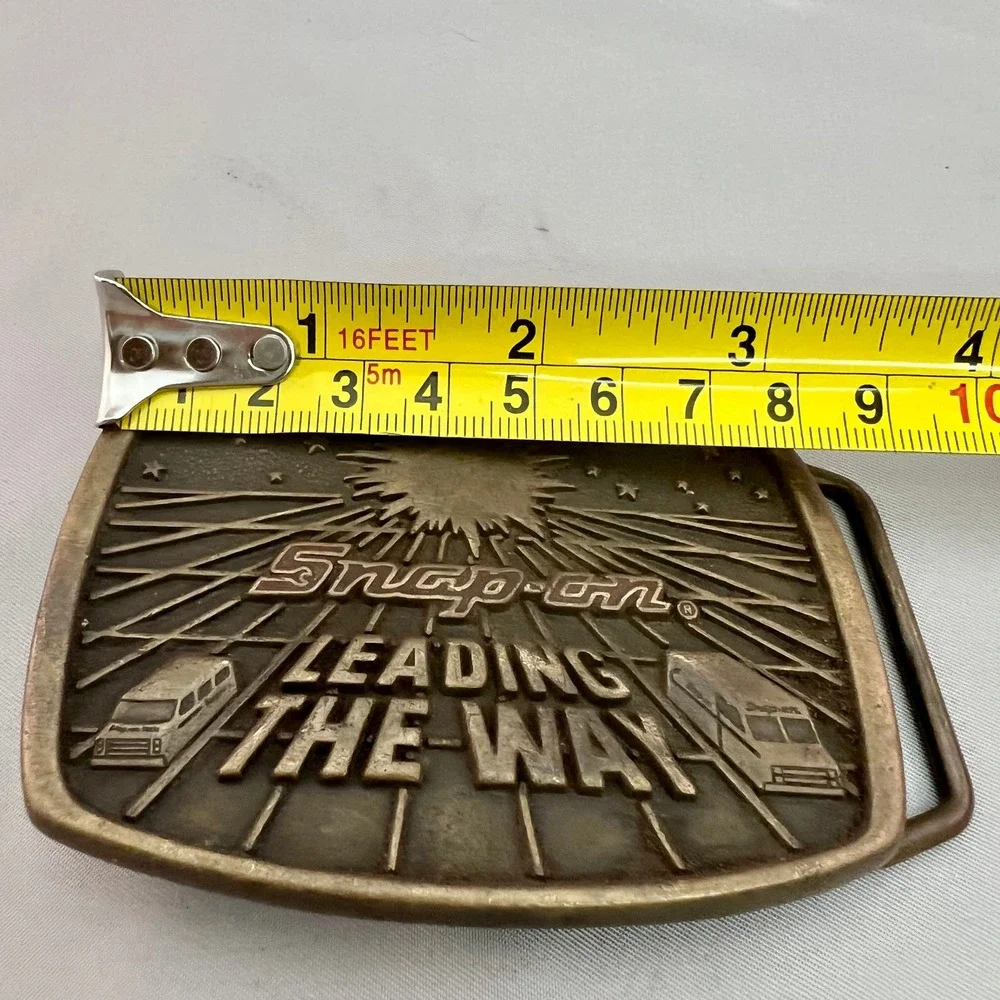 Snap-on Belt Buckle Mens OS Brass Excellent 1988 Limited Edition Leading The Way